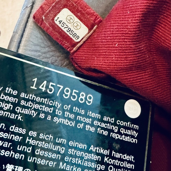 CHANEL Patent Quilted Maxi Just Mademoiselle Bowling Bag Gray - Picture 6 of 10